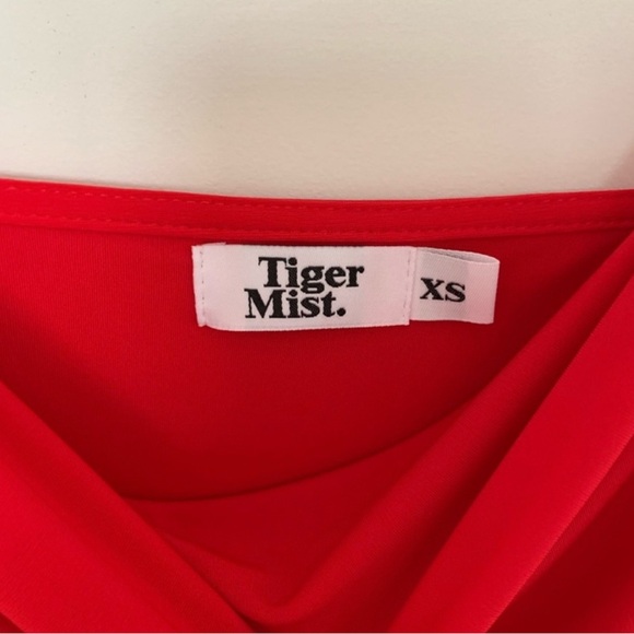 Tiger Mist Porto Red dress - Picture 3 of 4